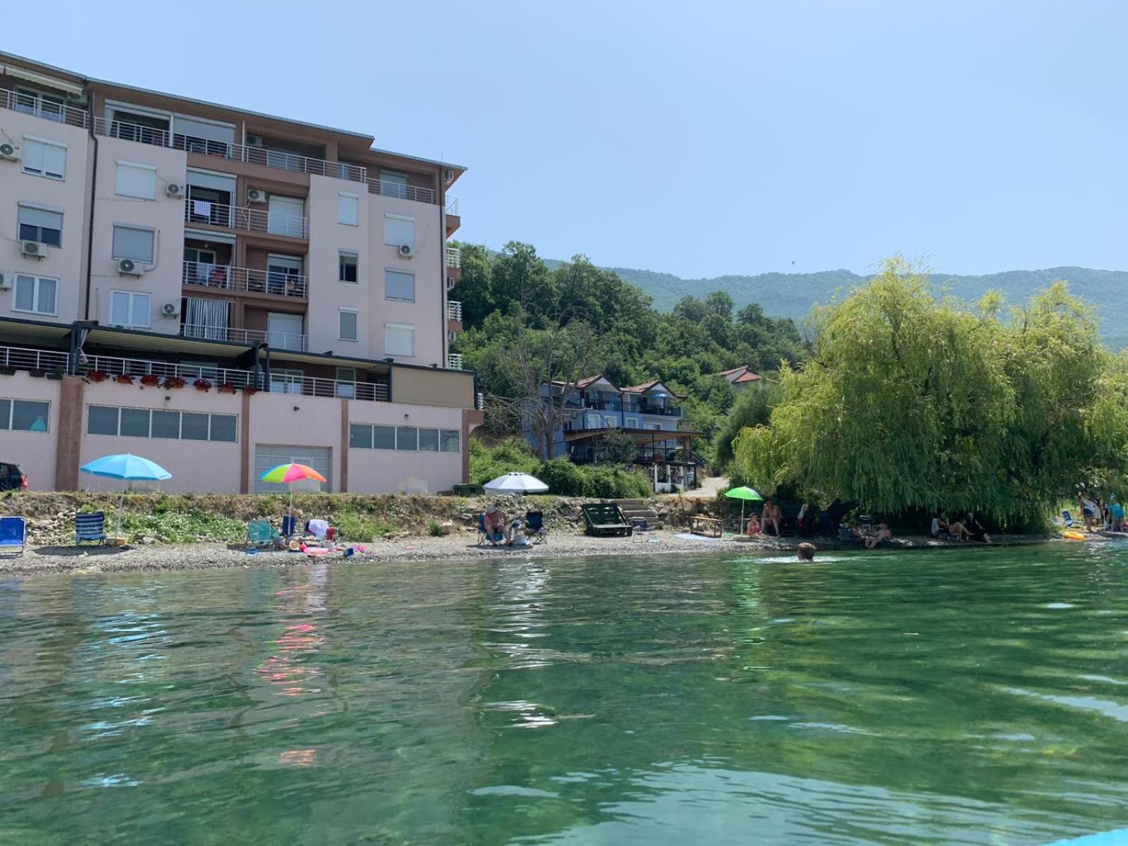 Sunrise Beach Pestani Exterior photo